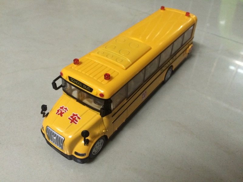 school bus diecast model